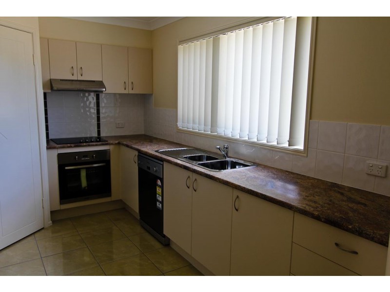 2/3-5 Charles Street, Caboolture QLD 4510