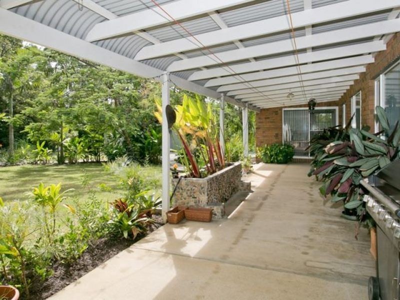 68 Hall Road, Elimbah QLD 4516
