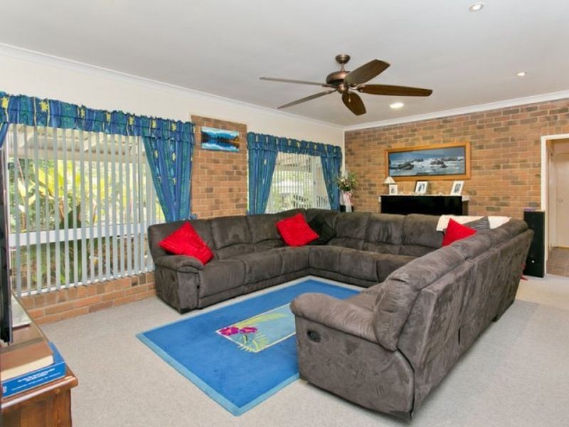 68 Hall Road, Elimbah QLD 4516