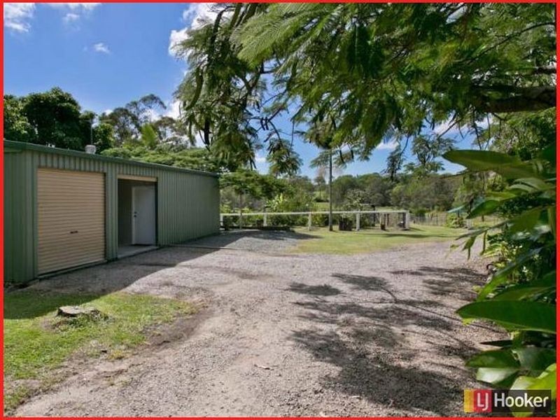 68 Hall Road, Elimbah QLD 4516