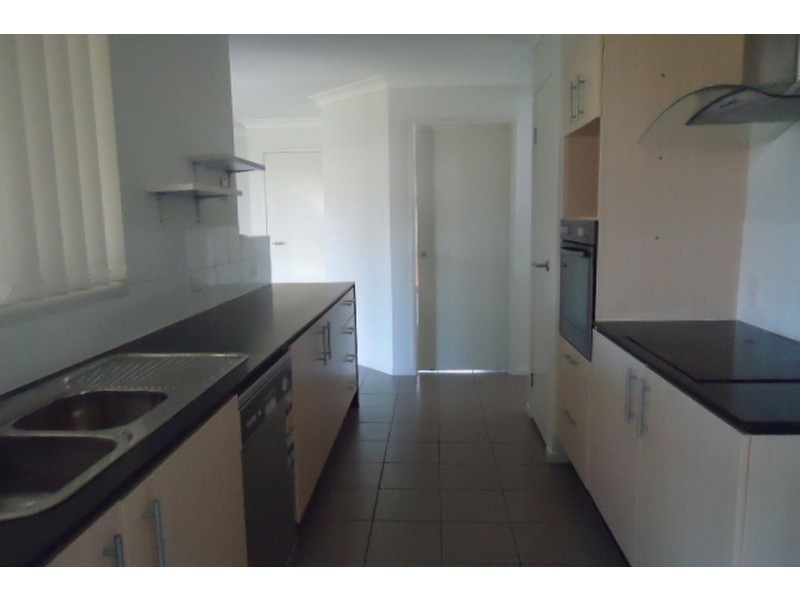 16/51 Silkyoak Drive, Morayfield QLD 4506