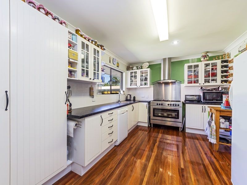 4 Sherwood Street, Morayfield QLD 4506