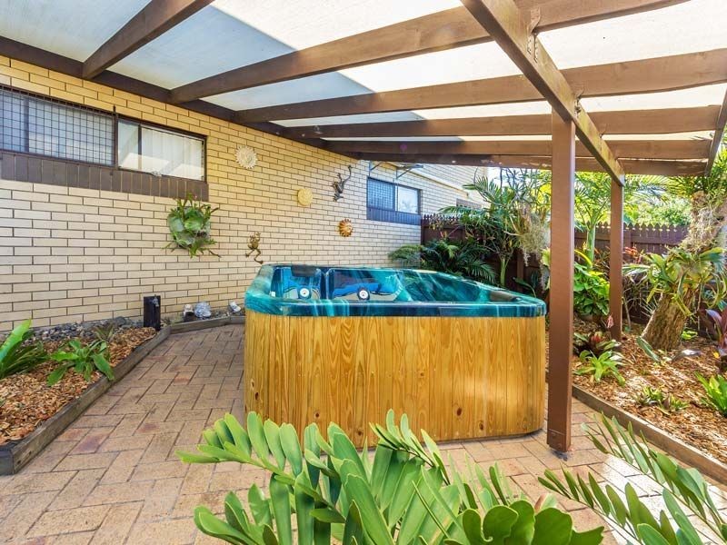 4 Sherwood Street, Morayfield QLD 4506