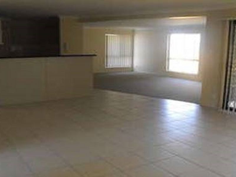 9 Echidna  Place, Ningi QLD 4511