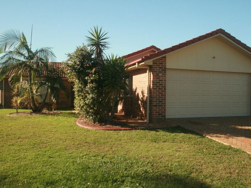 17 Fenton Court, Caboolture QLD 4510