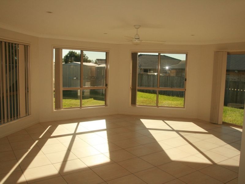 17 Fenton Court, Caboolture QLD 4510