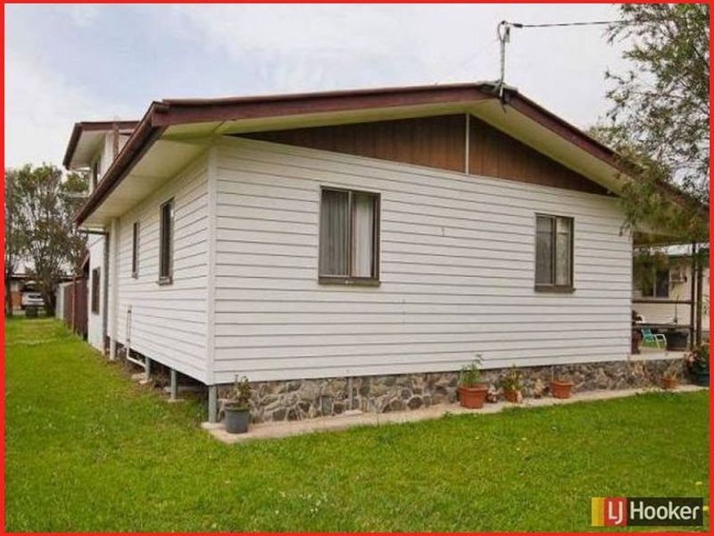 28 Hayes Street, Caboolture QLD 4510