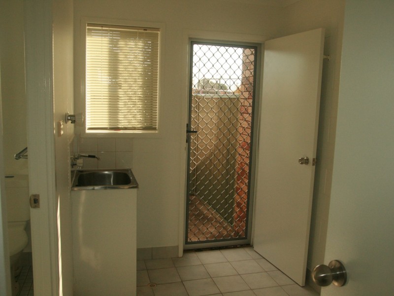 Unit 1/12 Walter Street, Caboolture QLD 4510