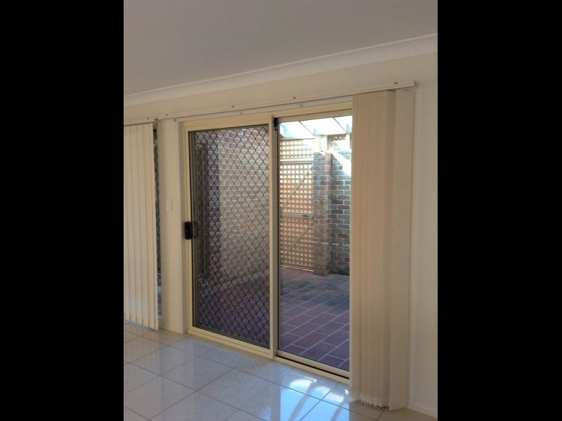 2/10 Kennerton Court, Morayfield QLD 4506