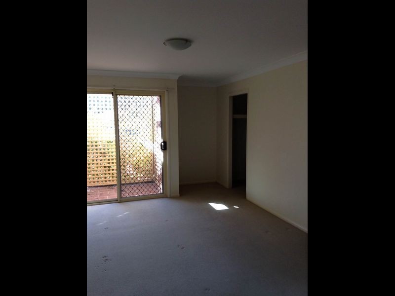 2/10 Kennerton Court, Morayfield QLD 4506