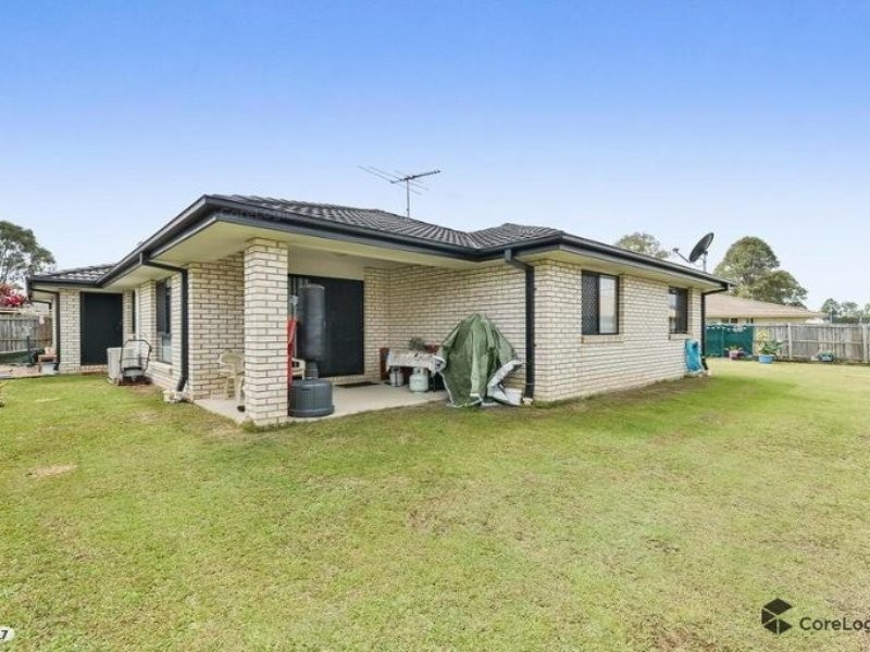 27 Renmark Crescent, Caboolture South QLD 4510