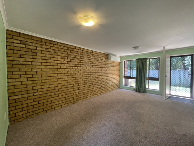 Unit 4/12 Charles Street, Caboolture QLD 4510