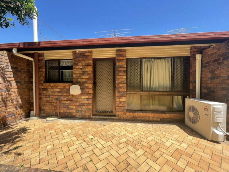 Unit 4/12 Charles Street, Caboolture QLD 4510