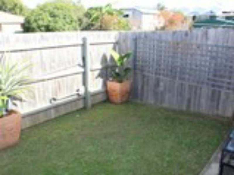 Unit 4/12 Charles Street, Caboolture QLD 4510