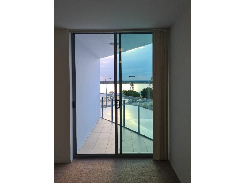 202/14 Oxley Avenue, Margate QLD 4019