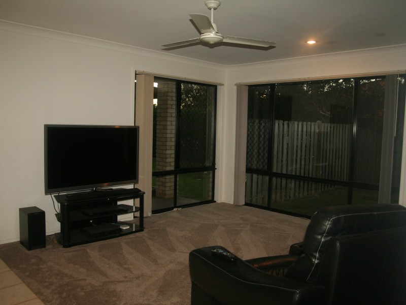 37 Maurice Avenue, Morayfield QLD 4506