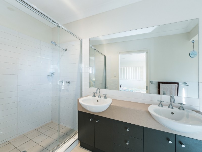 5 Silverbirch Court, Upper Caboolture QLD 4510