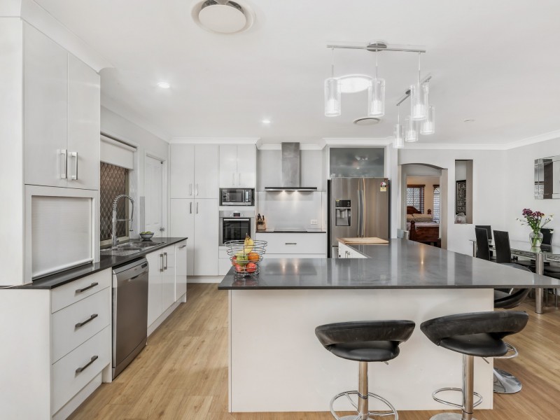 13 Cootamundra Crescent, Narangba QLD 4504