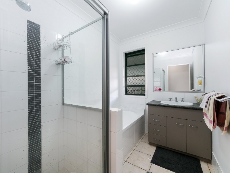 37 Maurice Avenue, Morayfield QLD 4506