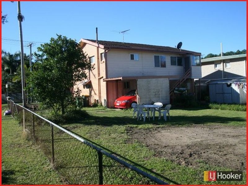 39 Valley Dr, Caboolture QLD 4510