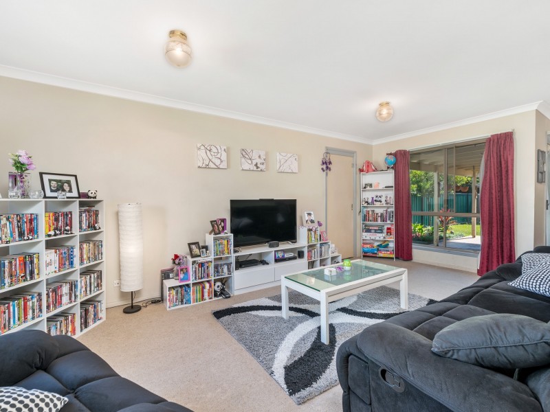 15 Summerfields Drive, Caboolture QLD 4510