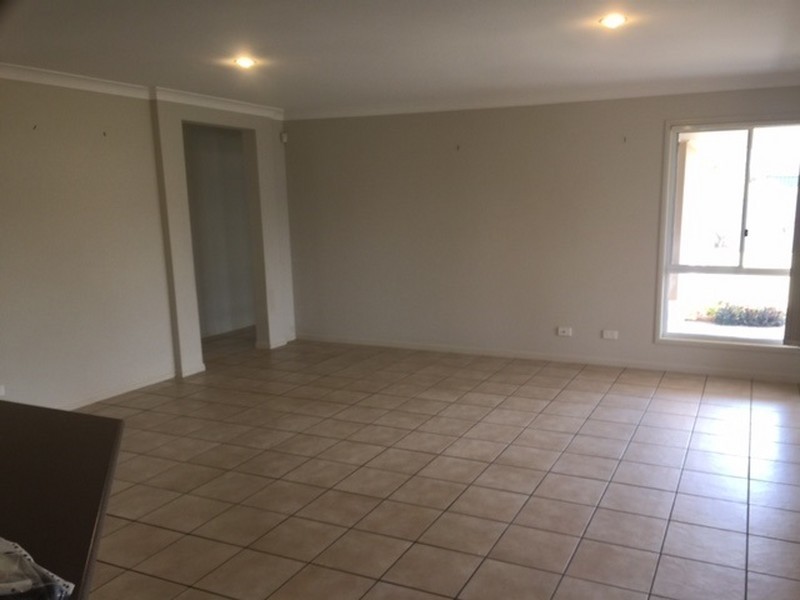 13 Treefrog St, Ningi QLD 4511