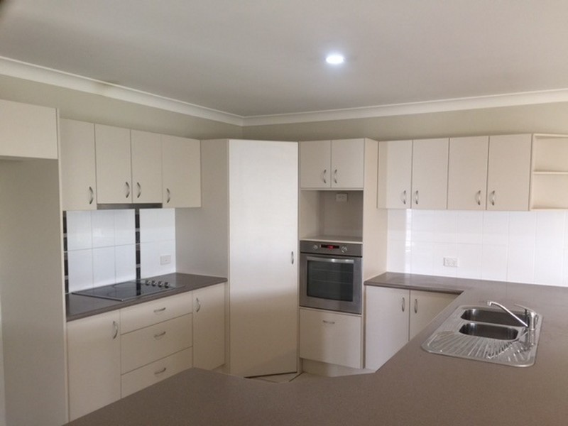 13 Treefrog St, Ningi QLD 4511