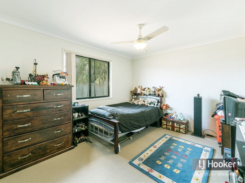 245 Bestmann Road, Sandstone Point QLD 4511