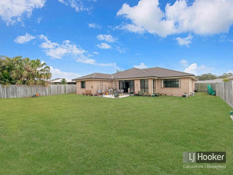 245 Bestmann Road, Sandstone Point QLD 4511
