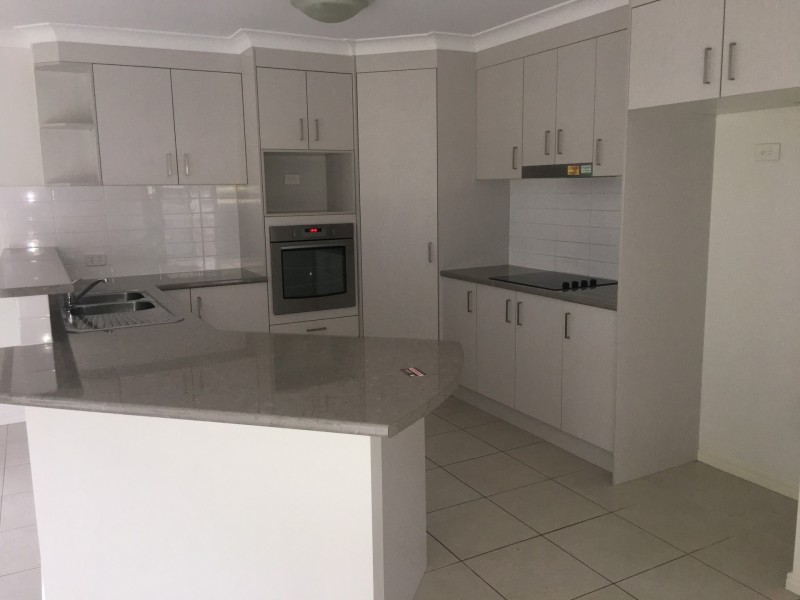 26 Hipwood Street, Morayfield QLD 4506