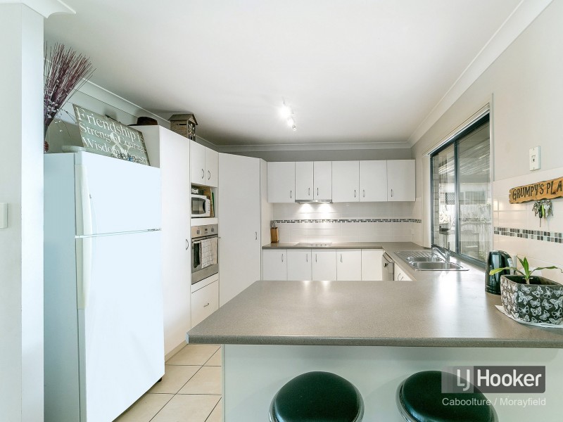 39 Sandheath Place, Ningi QLD 4511