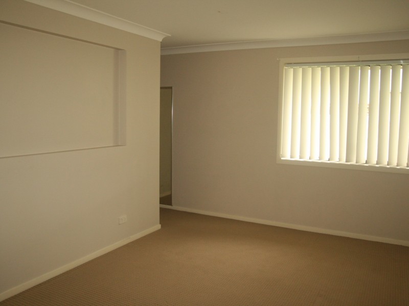 18 Dicarlo Drive, Morayfield QLD 4506