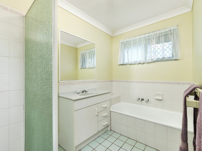 8 Anamaran Place, Bellmere QLD 4510
