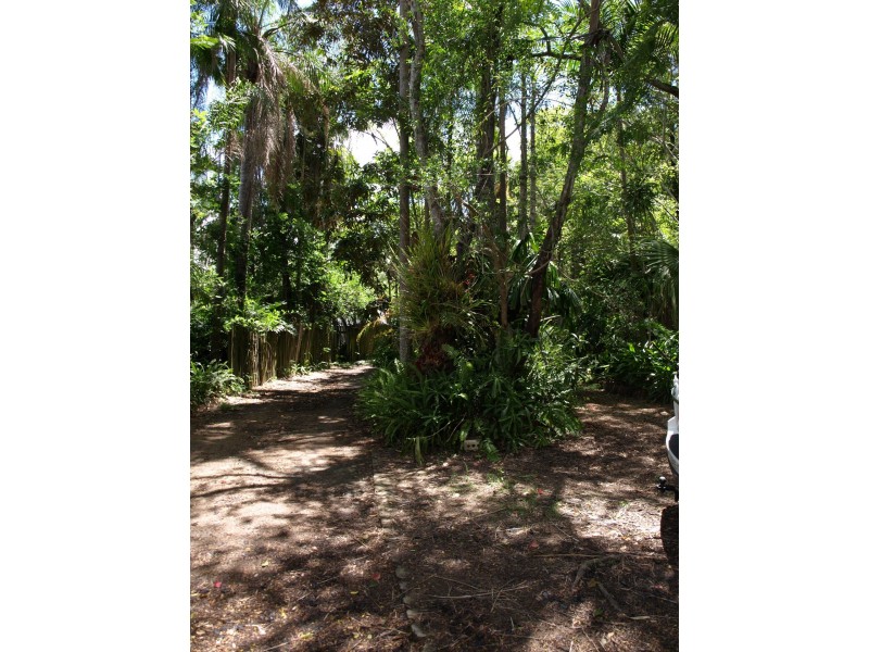 699 Caboolture River Road, Upper Caboolture QLD 4510