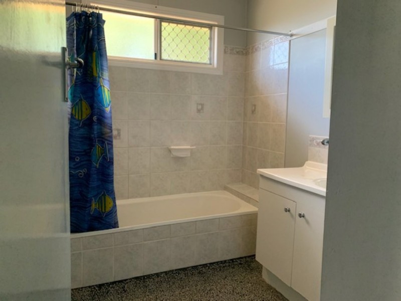 8 Ellis St, Lawnton QLD 4501