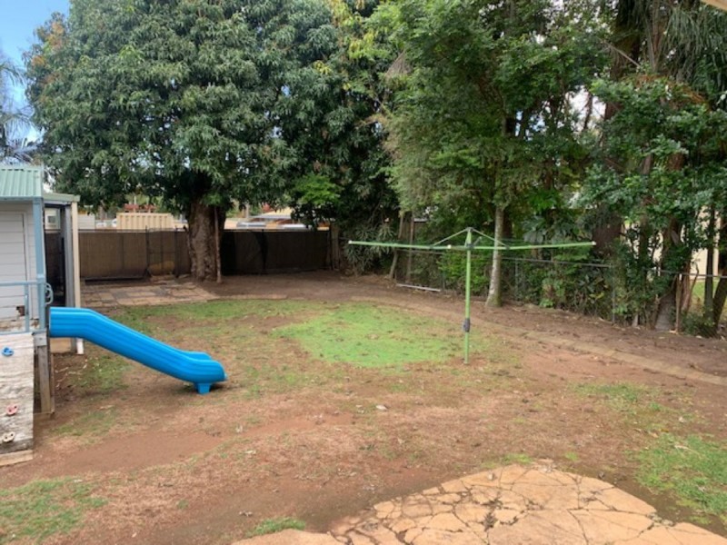 8 Ellis St, Lawnton QLD 4501