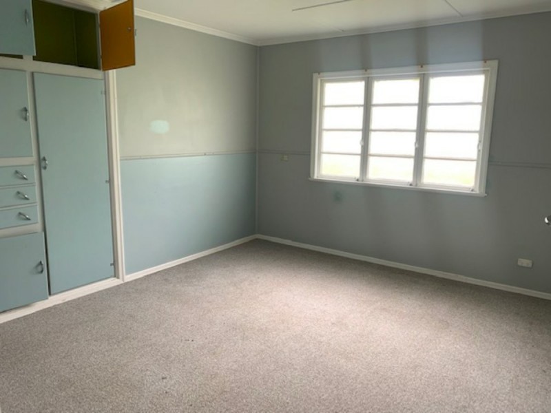 8 Ellis St, Lawnton QLD 4501