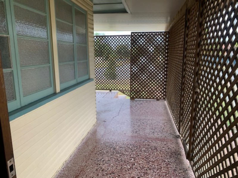 8 Ellis St, Lawnton QLD 4501