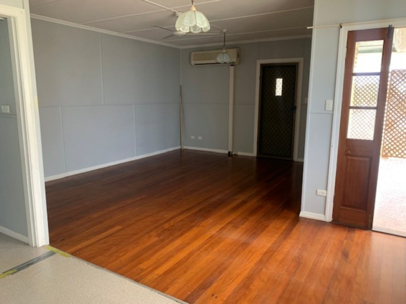 8 Ellis St, Lawnton QLD 4501