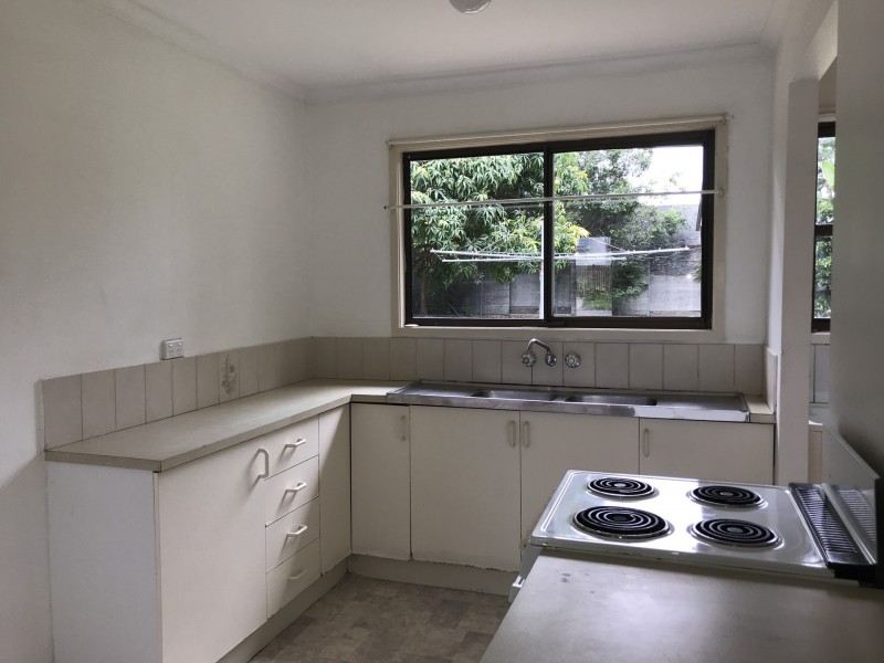 18 Railway Parade, Caboolture QLD 4510