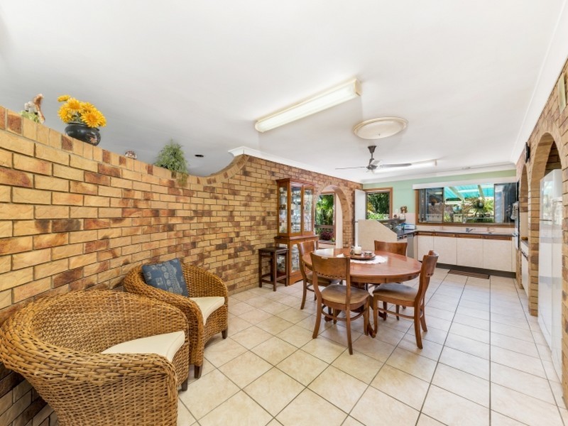 11 Fairway Ct, Caboolture QLD 4510