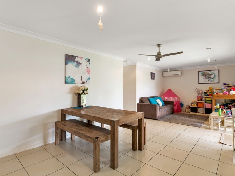 42 Bluejay Circuit, Morayfield QLD 4506