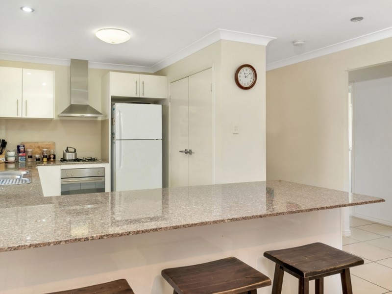 42 Bluejay Circuit, Morayfield QLD 4506