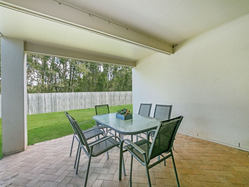 4 Gira Close, Beachmere QLD 4510