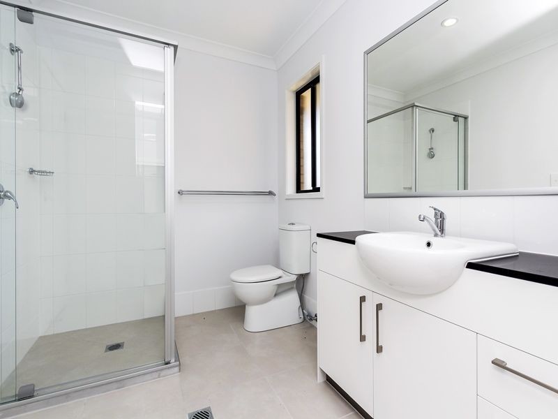 16 Lawrie Court, Caboolture QLD 4510