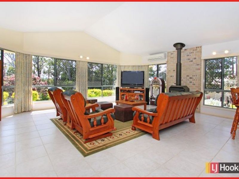 14 Levy Road, Elimbah QLD 4516