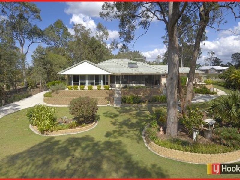 14 Levy Road, Elimbah QLD 4516