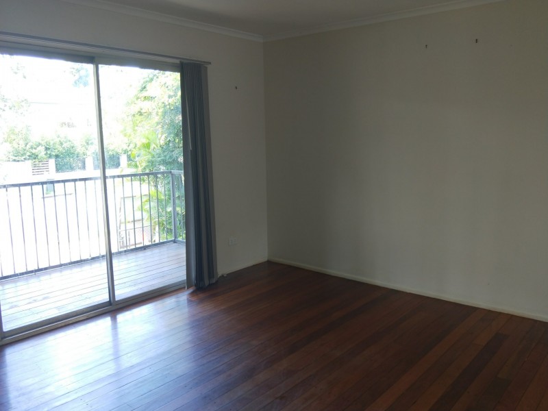 4 Charles Street, Caboolture QLD 4510