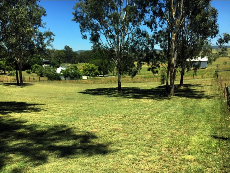 87 Kennedy Street, Kilcoy QLD 4515