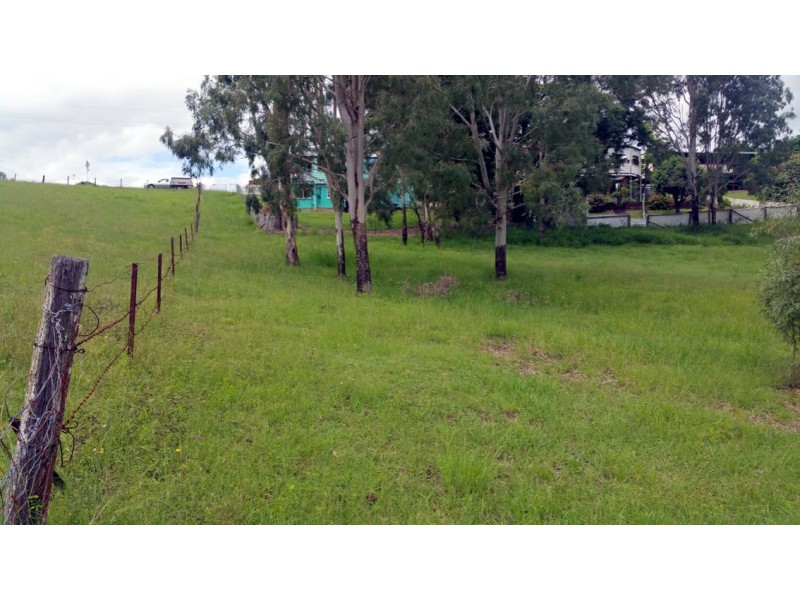 87 Kennedy Street, Kilcoy QLD 4515